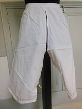 Ancienne culotte fendue panty monogramme BB à nettoyer  ou detourner   B1