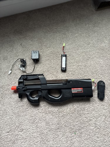 Airsoft p90 aeg - p90, originally