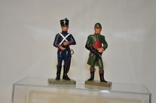 STARLUX EN PLOMB CONTANT VALET DE L'EMPEREUR ET SERVANT BOITE A POUDRE