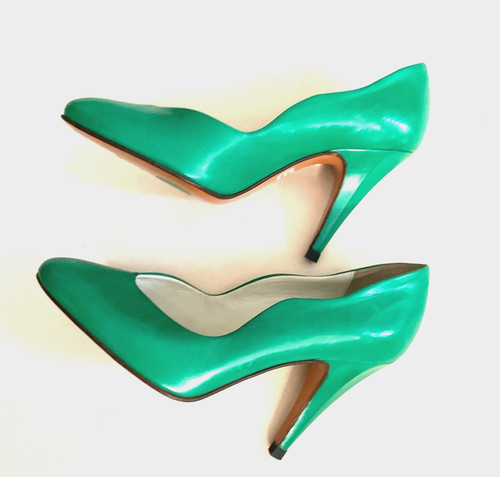 Neufs escarpins cuir - neufs, en
