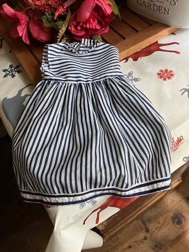 Robe rayee neuve - neuve, mode