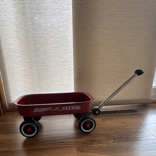 Vintage radio flyer - vintage,