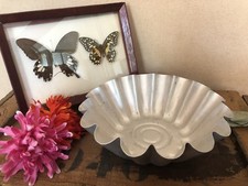 MOULE A BRIOCHE (gâteau, flan) de vintage métal, fer, tôle