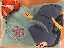 Coussin Némo Dory Disney Store oreiller bleu Le monde de Némo peluche poche