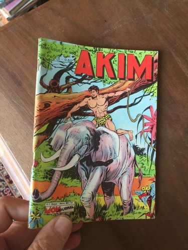 Petit format akim - format,