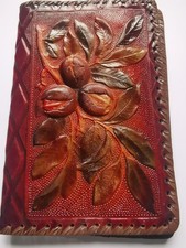 Protège livre cuir motif