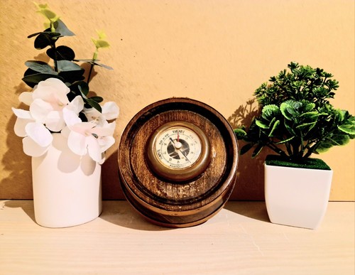 Baromètre vintage intégré