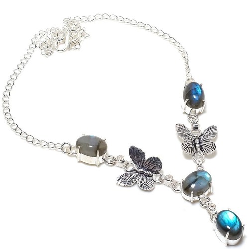 Collier bijoux fait - , en