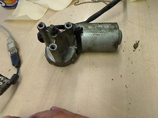 Moteur essuie glace avant