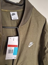 Nike Club Windrunner Woven Top