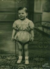 Photo ancienne enfant petit garçon en barboteuse année 50