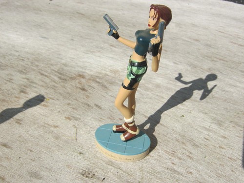 Figurine atlas tomb raider - figurine,