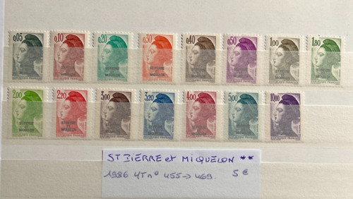 Timbres saint pierre - pierre, et