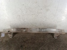 Renfort pare choc avant