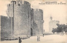 CPA 30 AIGUES MORTES / PORTE DE LA GARDETTE / BERGER