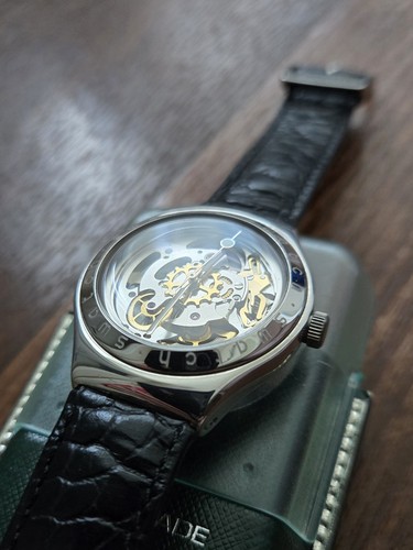 Vintage swatch body - vintage, &