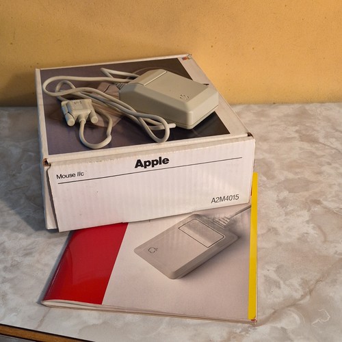 Vintage apple mouse iic - mouse,