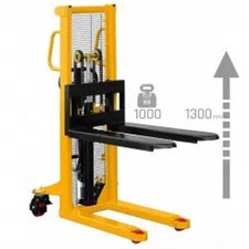 Empileur de palettes à mât