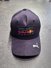 PUMA Aston Martin Red Bull