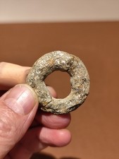 Anneau en schiste du Néolithique vers 6000/4000 avant JC, origine France