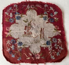 Tapisserie ancienne au petit point dessus chaise/fauteuil/autre, D.  55 x 54 cm