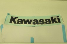 Emblème réservoir gauche