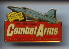 RARE PINS PIN'S .. TV PRESSE MAGAZINE ARMEE ARMY AIR AVION COMBAT ARMS 1985 ~W2