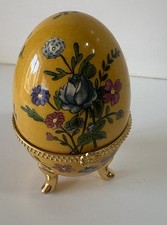 Oeuf en Porcelaine sur Pieds Style Provencal Fleurs  Collection