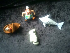 VINTAGE   4 Jouets MAC DONALD 1994  -  ASTERIX   -  SERIE COMPLETE