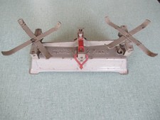PETITE BALANCE ANCIENNE 2 KILOS – MATERIEL EDUCATIF SCOLAIRE ECOLE