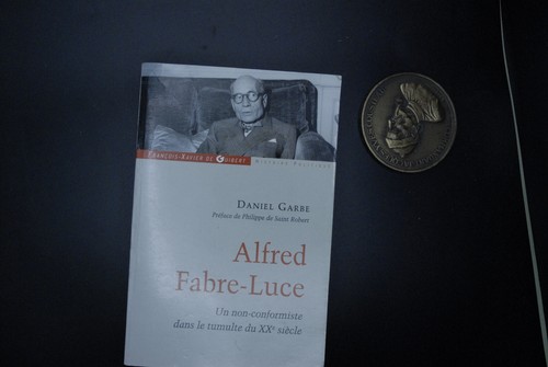 Alfred fabre luce un - alfred,