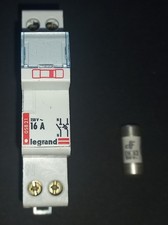 porte fusible 1P+N + cartouche fusible 16A - Legrand réf 92813 ou 928 13 
