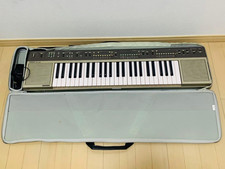 Clavier électronique YAMAHA PS-55 PORTATONE 49 touches 32 tons 16 rythmes DC9V