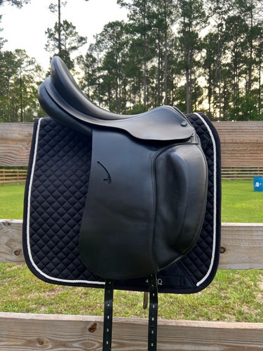 Dressage saddle prestige - saddle,