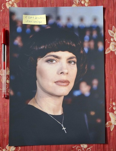 Mireille mathieu photo 20x30 - mireille,