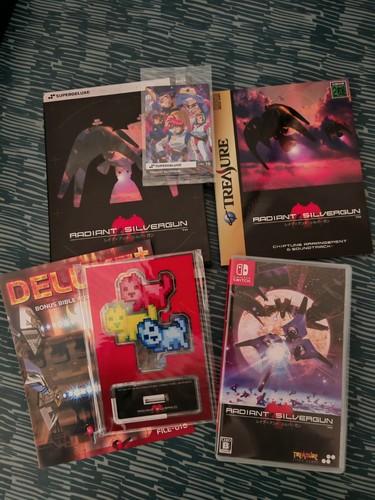 Radiant silvergun super deluxe - radiant,
