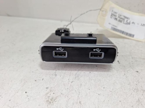 Prise port usb - usb, fiat