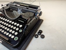 Pieds de boîtier de machine