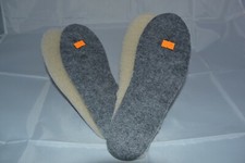 semelles en laine de mouton 100 %vendu par deux paires  Pointure du 36 au 46