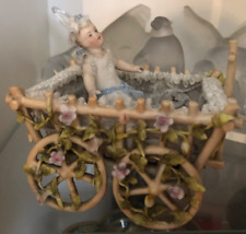 Chérubin chariot Porcelaine de SITZENDORF Porcelain Porzellan Kind Einkaufswagen