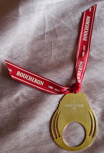 Boucheron médaille métal - boucheron,