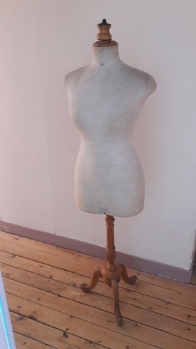 Ancien mannequin femme - ancien,