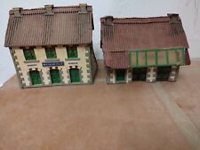 RARE LOT 2 MAQUETTE FAIT MAIN EN CARTON GARE ET MAISON BINOUCHE VILLE 12X12X8 CM