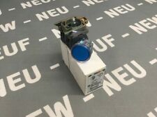 XB4BW36B5 - TELEMECANIQUE - XB4 BW36B5 / 011975 Bouton poussoir à LED bleu NEW