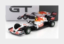 MINI-GT MGT00679-L Red Bull -