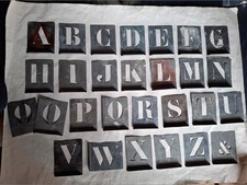 Pochoirs lettres, alphabet, 50