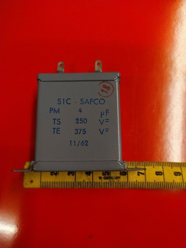 Capacitor condensateur - capacitor,