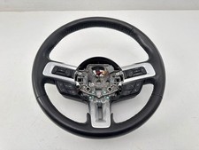 Ford Mustang VI 2015 Volant