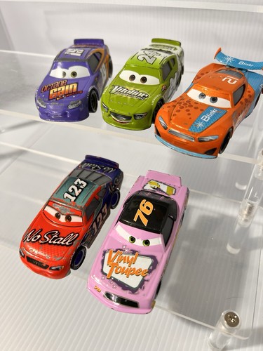 Lot mattel disney - lot,