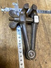 etau outil ancien  étau de serrage à main SER réf N°6